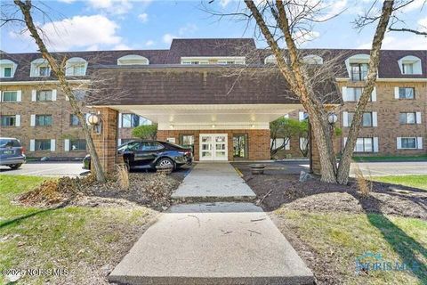Tiny photo for 4343 W Bancroft Street #4g, Ottawa Hills, OH 43615 (MLS # 10001656)
