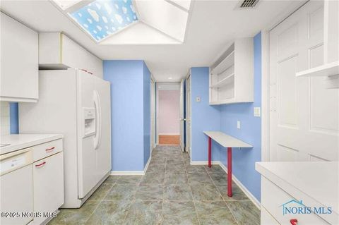 Tiny photo for 4343 W Bancroft Street #4g, Ottawa Hills, OH 43615 (MLS # 10001656)