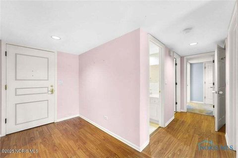 Tiny photo for 4343 W Bancroft Street #4g, Ottawa Hills, OH 43615 (MLS # 10001656)