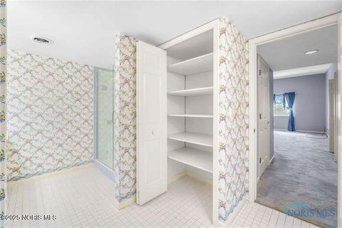 Tiny photo for 4343 W Bancroft Street #4g, Ottawa Hills, OH 43615 (MLS # 10001656)