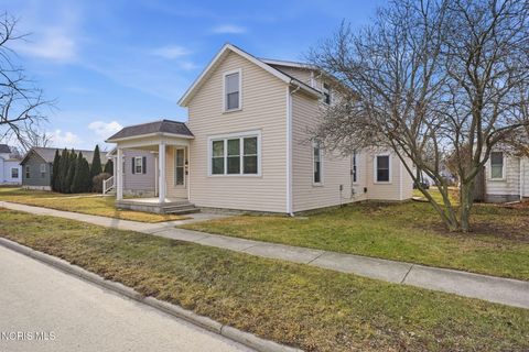Tiny photo for 623 E Sandusky Street, Findlay, OH 45840 (MLS # 10004683)