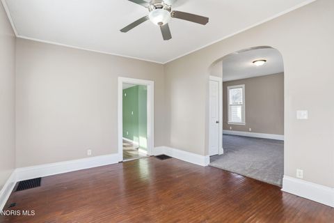 Tiny photo for 623 E Sandusky Street, Findlay, OH 45840 (MLS # 10004683)