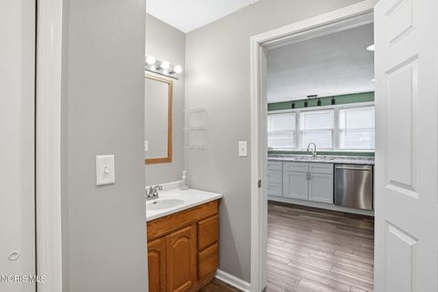 Tiny photo for 623 E Sandusky Street, Findlay, OH 45840 (MLS # 10004683)