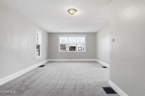 Tiny photo for 623 E Sandusky Street, Findlay, OH 45840 (MLS # 10004683)