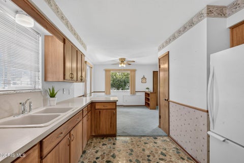 Tiny photo for 1139 Olson Street, Toledo, OH 43612 (MLS # 10013069)