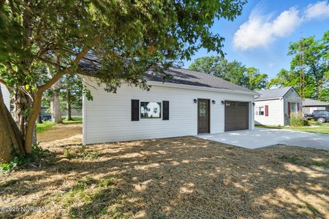 Tiny photo for 113 Superior Street, Oakwood, OH 45873 (MLS # 10002069)