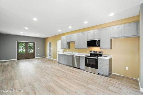 Tiny photo for 113 Superior Street, Oakwood, OH 45873 (MLS # 10002069)