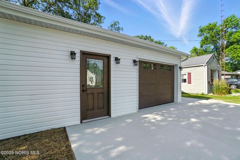 Tiny photo for 113 Superior Street, Oakwood, OH 45873 (MLS # 10002069)