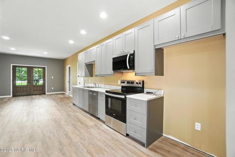 Tiny photo for 113 Superior Street, Oakwood, OH 45873 (MLS # 10002069)