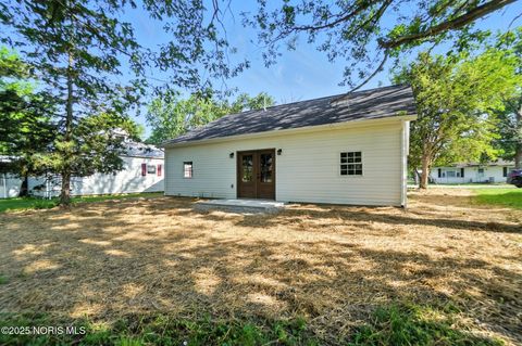 Tiny photo for 113 Superior Street, Oakwood, OH 45873 (MLS # 10002069)