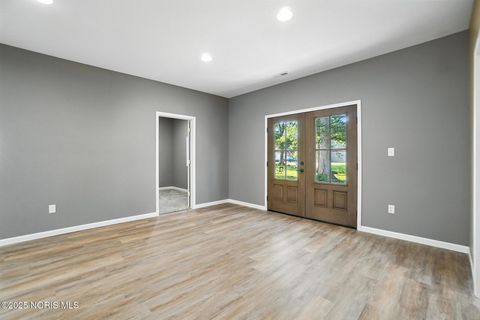 Tiny photo for 113 Superior Street, Oakwood, OH 45873 (MLS # 10002069)