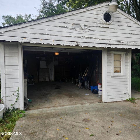 Tiny photo for 5019 Selma Street, Toledo, OH 43613 (MLS # 10014017)