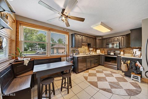 Tiny photo for 402 E Zimmerman Street, Forest, OH 45843 (MLS # 10010958)