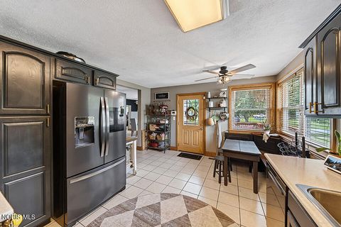 Tiny photo for 402 E Zimmerman Street, Forest, OH 45843 (MLS # 10010958)