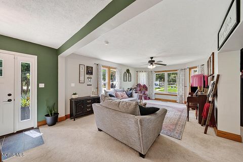 Tiny photo for 402 E Zimmerman Street, Forest, OH 45843 (MLS # 10010958)