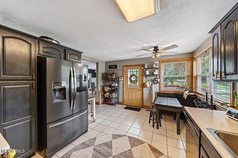 Tiny photo for 402 E Zimmerman Street, Forest, OH 45843 (MLS # 10010958)