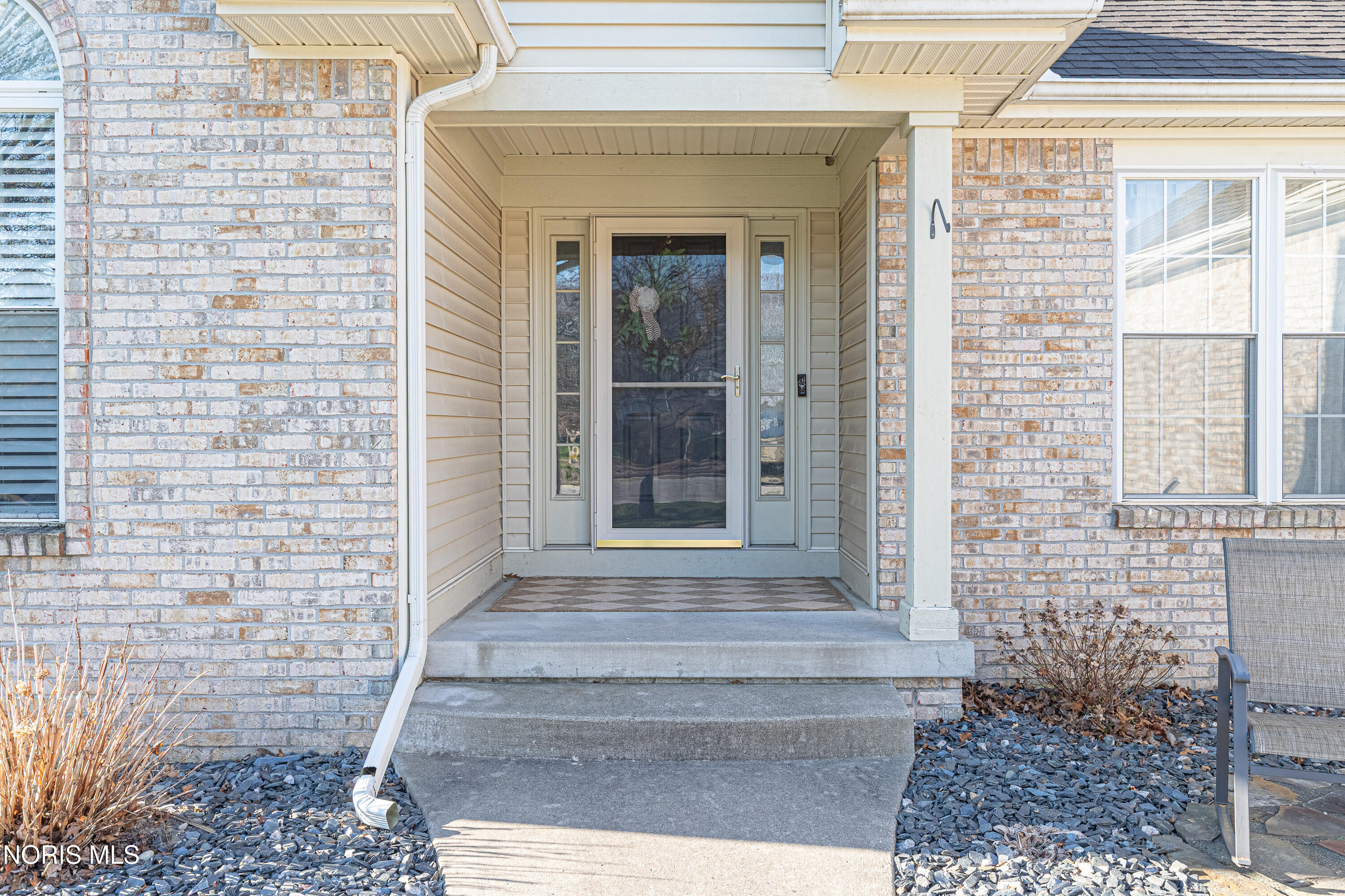 8433 Colt Court