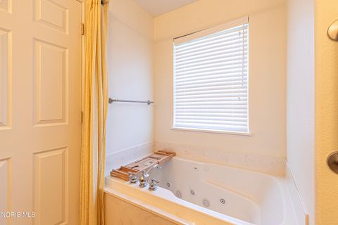 Tiny photo for 8433 Colt Court, Holland, OH 43528 (MLS # 10006190)