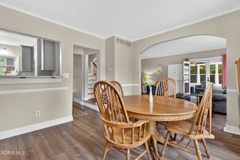 Tiny photo for 914 Michigan Avenue, Waterville, OH 43566 (MLS # 10008083)