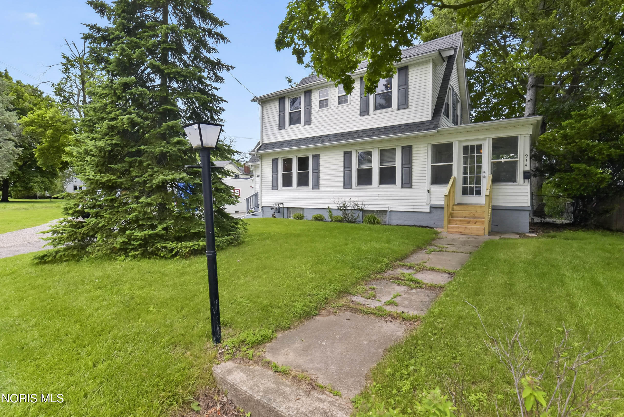914 Michigan Avenue