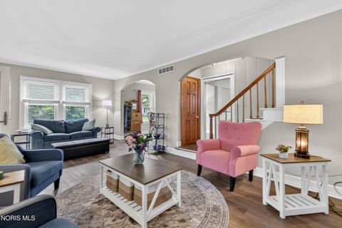 Tiny photo for 914 Michigan Avenue, Waterville, OH 43566 (MLS # 10008083)