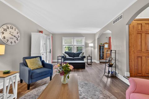 Tiny photo for 914 Michigan Avenue, Waterville, OH 43566 (MLS # 10008083)