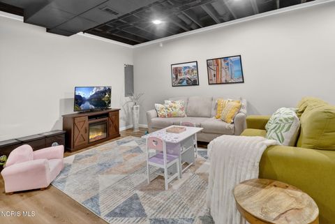 Tiny photo for 28970 Simmons Road, Perrysburg, OH 43551 (MLS # 10008270)