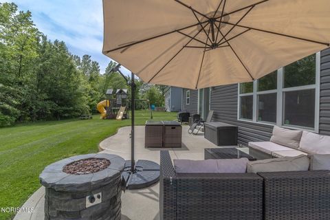 Tiny photo for 28970 Simmons Road, Perrysburg, OH 43551 (MLS # 10008270)
