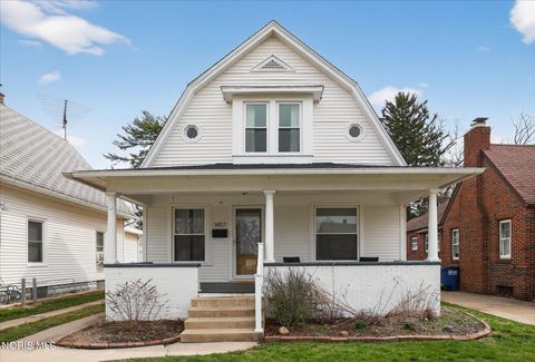 Photo of 1407 Kenyon Drive, Toledo, OH 43614 (MLS # 10005848)