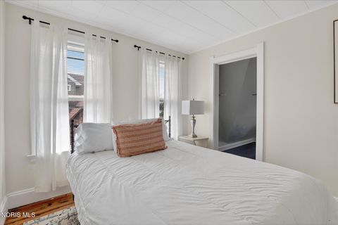 Tiny photo for 1407 Kenyon Drive, Toledo, OH 43614 (MLS # 10005848)