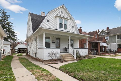 Tiny photo for 1407 Kenyon Drive, Toledo, OH 43614 (MLS # 10005848)