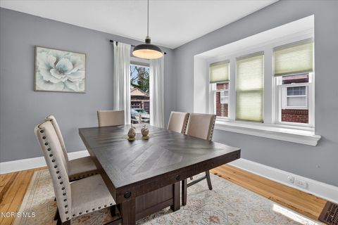 Tiny photo for 1407 Kenyon Drive, Toledo, OH 43614 (MLS # 10005848)