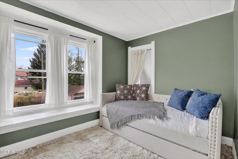 Tiny photo for 1407 Kenyon Drive, Toledo, OH 43614 (MLS # 10005848)