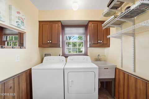 Tiny photo for 220 W 5th Street, Perrysburg, OH 43551 (MLS # 10009183)