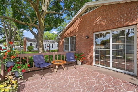 Tiny photo for 220 W 5th Street, Perrysburg, OH 43551 (MLS # 10009183)