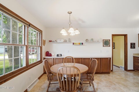 Tiny photo for 220 W 5th Street, Perrysburg, OH 43551 (MLS # 10009183)