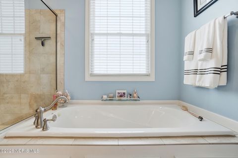 Tiny photo for 2334 Sunflower Court, Perrysburg, OH 43551 (MLS # 10003731)