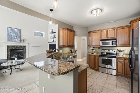 Tiny photo for 2334 Sunflower Court, Perrysburg, OH 43551 (MLS # 10003731)