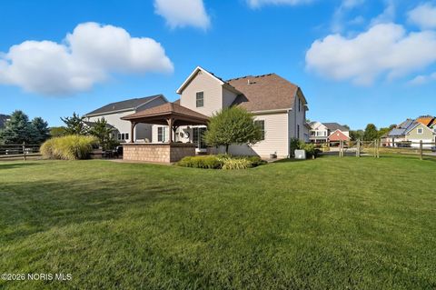 Tiny photo for 2334 Sunflower Court, Perrysburg, OH 43551 (MLS # 10003731)