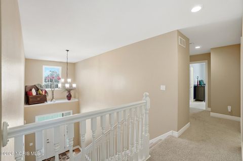 Tiny photo for 2334 Sunflower Court, Perrysburg, OH 43551 (MLS # 10003731)