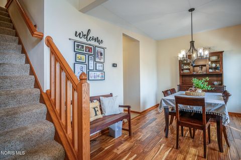 Tiny photo for 717 Little Creek Drive, Perrysburg, OH 43551 (MLS # 10005456)