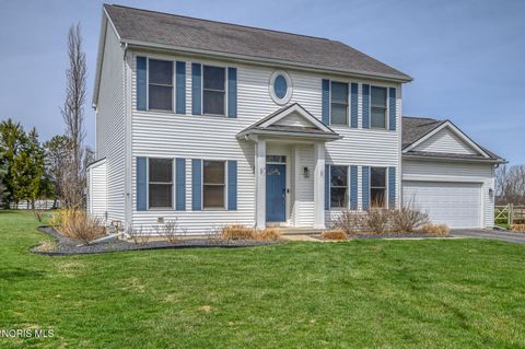 Tiny photo for 717 Little Creek Drive, Perrysburg, OH 43551 (MLS # 10005456)