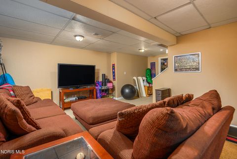 Tiny photo for 717 Little Creek Drive, Perrysburg, OH 43551 (MLS # 10005456)