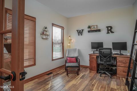 Tiny photo for 717 Little Creek Drive, Perrysburg, OH 43551 (MLS # 10005456)