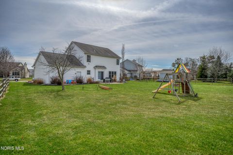 Tiny photo for 717 Little Creek Drive, Perrysburg, OH 43551 (MLS # 10005456)