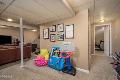 Tiny photo for 717 Little Creek Drive, Perrysburg, OH 43551 (MLS # 10005456)