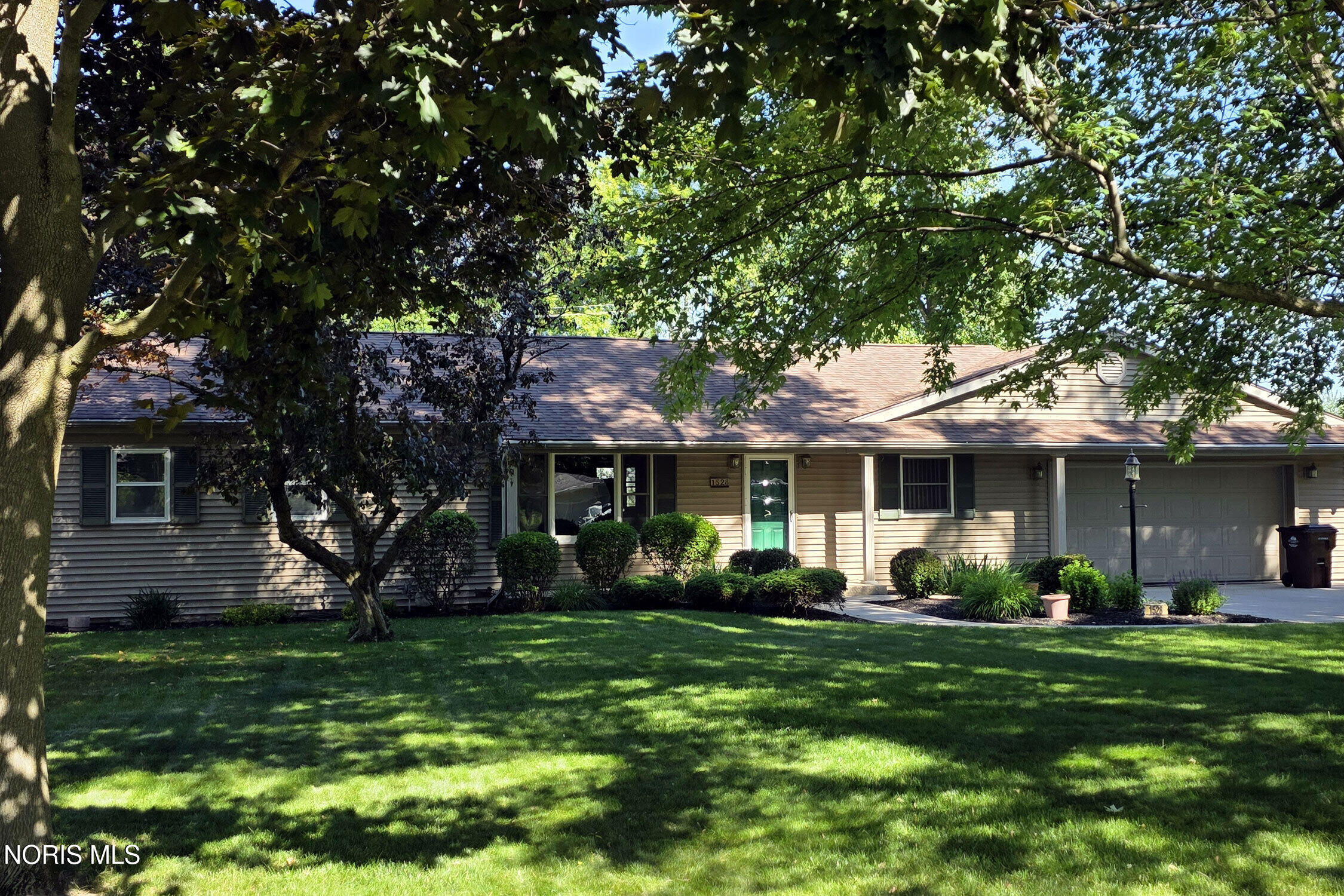1528 Mayo Drive