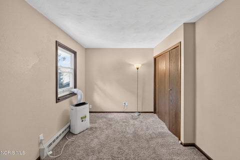 Tiny photo for 120 Biddle Street, Bowling Green, OH 43402 (MLS # 10013320)