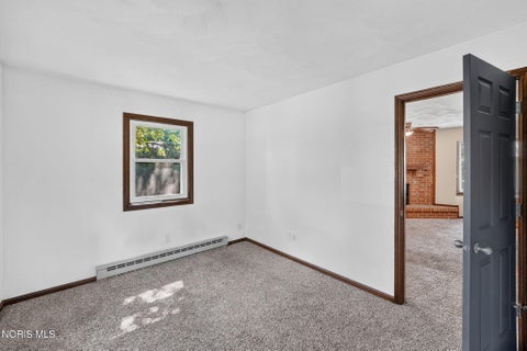 Tiny photo for 120 Biddle Street, Bowling Green, OH 43402 (MLS # 10013320)