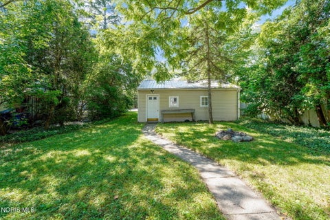 Tiny photo for 120 Biddle Street, Bowling Green, OH 43402 (MLS # 10013320)